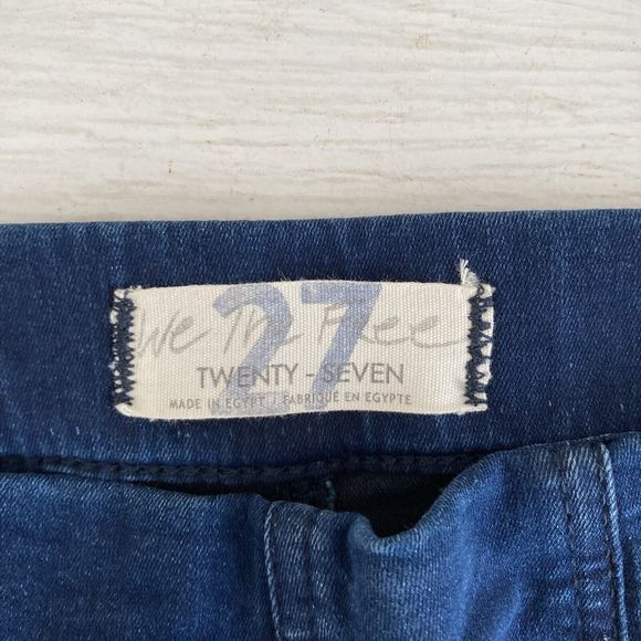 We The Free Pull On Super Skinny Stretch Dark Wash Denim Jeans Slimming Size 27 - Picture 9 of 9